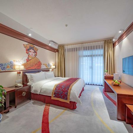 Ramada Encore Daocheng Yading Exterior photo